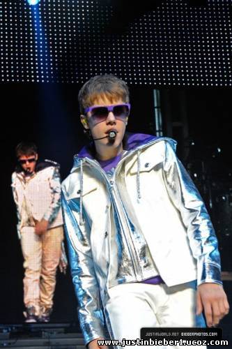 http://justinbr.my1.ru/72989537.jpg