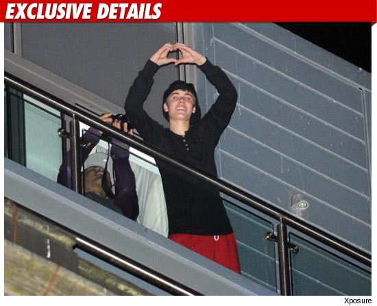 http://justinbr.my1.ru/justinbieberliverpool-uk-2011.jpg